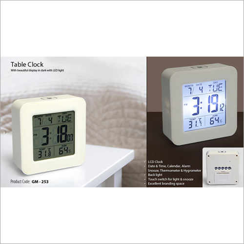 ELEGANT SQUARE CLOCK