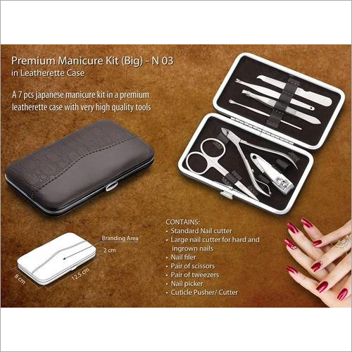 Manicure Kit in Leatherette Case
